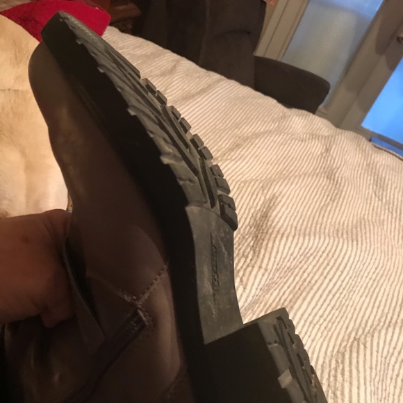 Boots - Picture 3 of 6